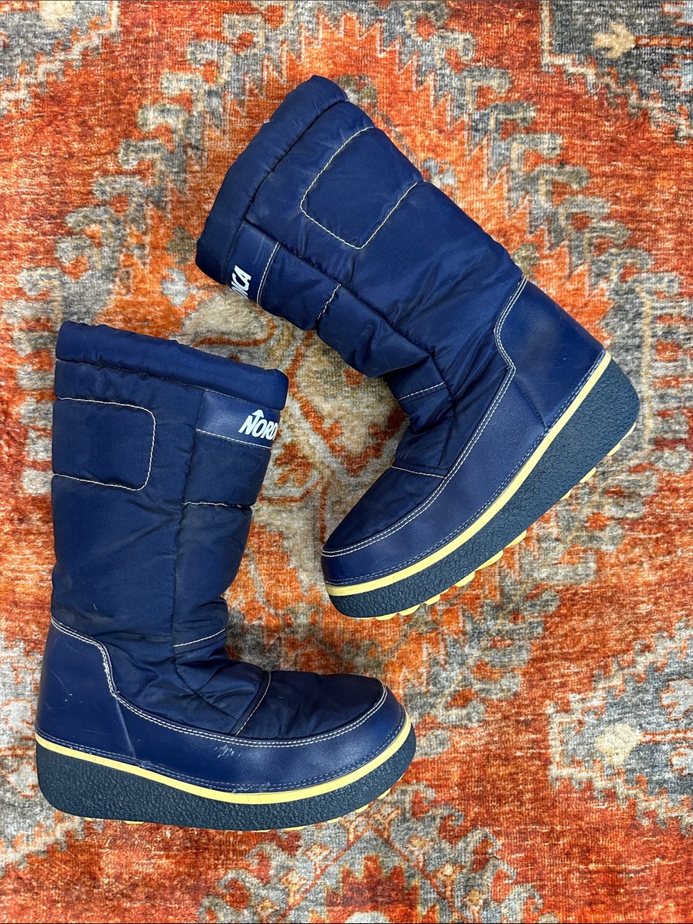 Nordica Blue insulated snow boots moon boot style.